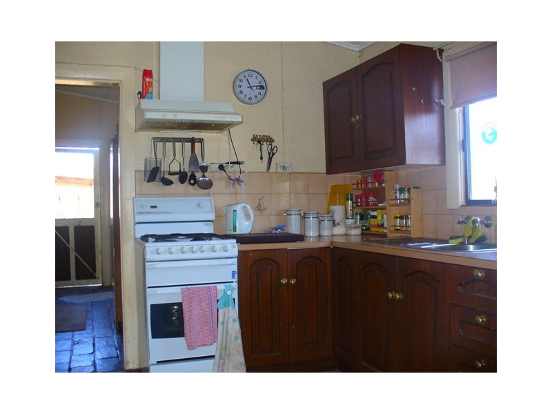 12 Bridge Street, Burra SA 5417