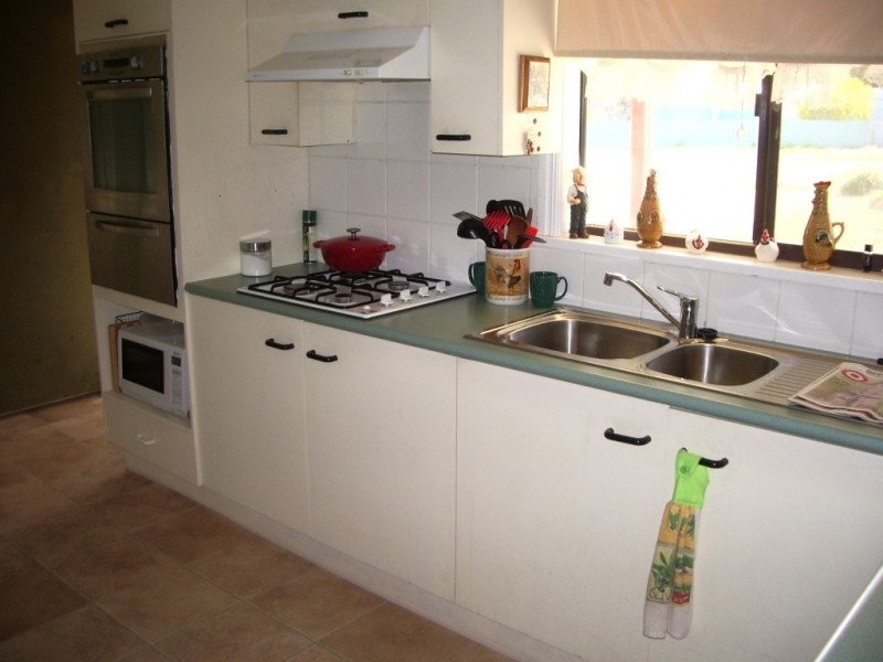 15 Staveley Street, Farrell Flat SA 5416