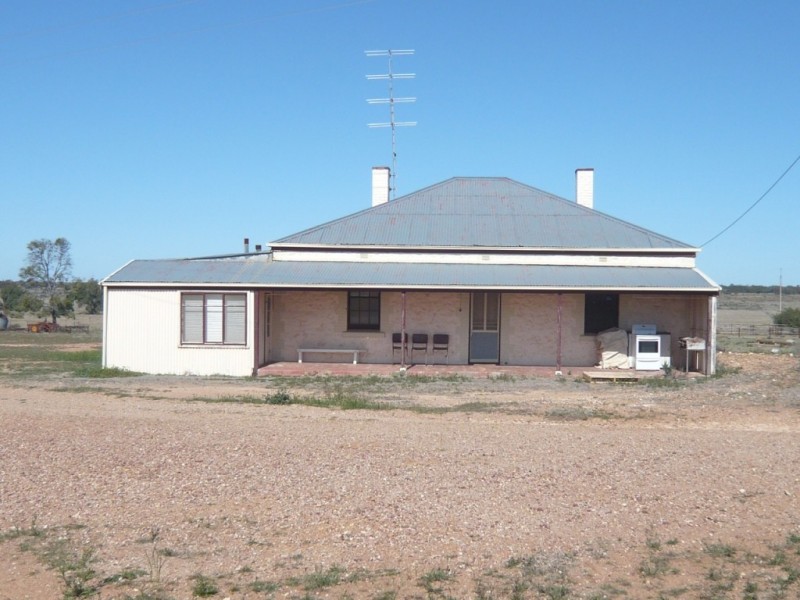 * 12,288.9ha The Gums 30,372acs, Burra SA 5417