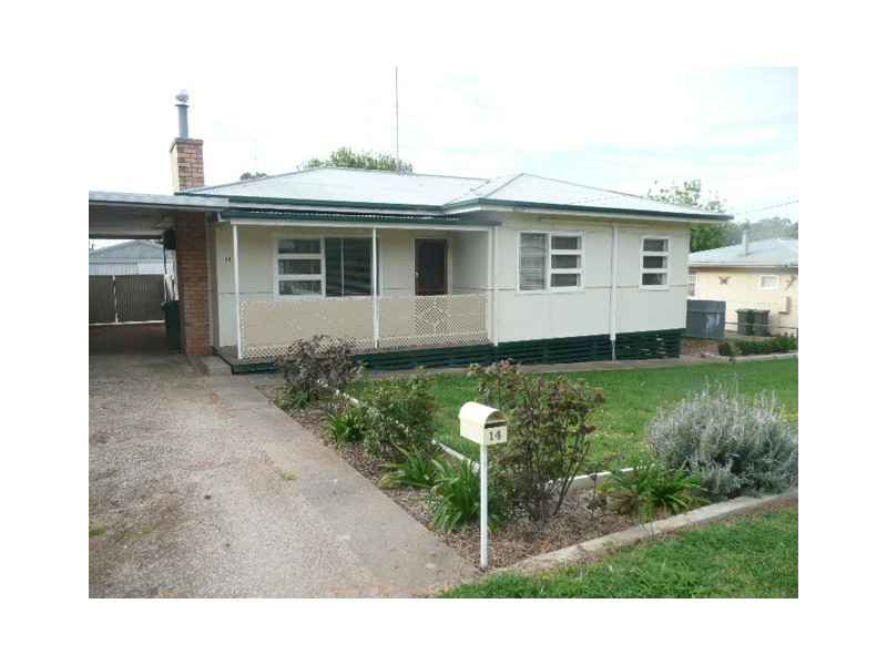 14 Melrose Ave, Clare SA 5453