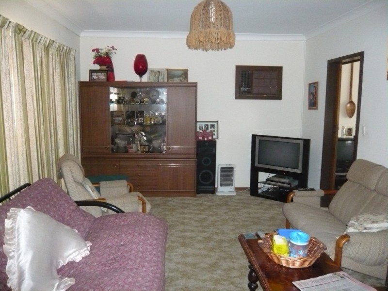 33 Daly Street, Clare SA 5453