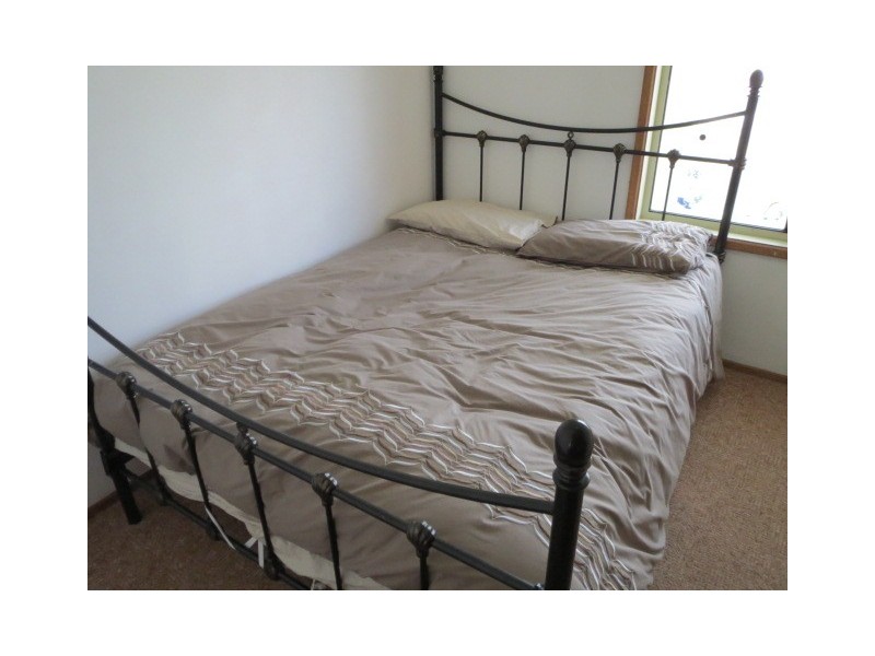 35a Burton Street, Clare SA 5453