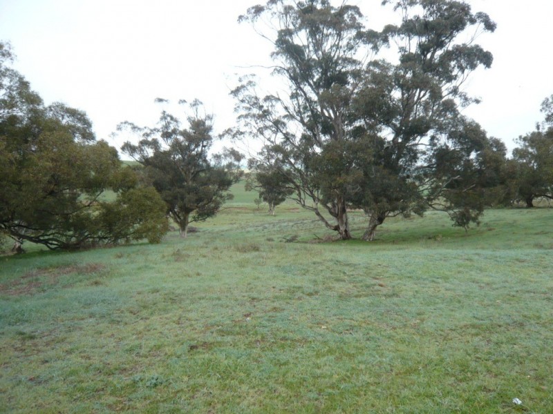 Lot 2 37.72ha YAKILO HOMESTEAD 93.22acs, Andrews SA 5454