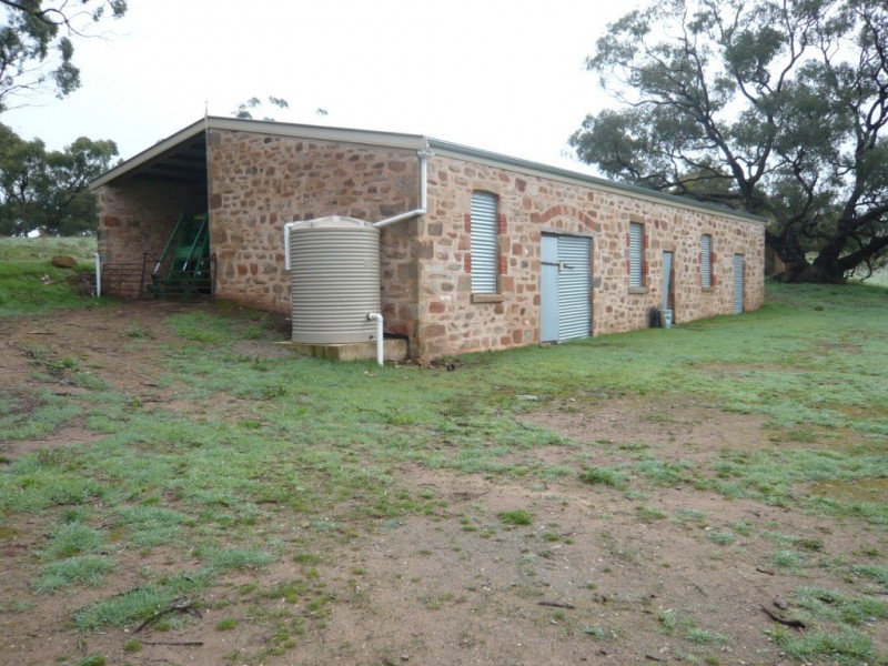 Lot 2 37.72ha YAKILO HOMESTEAD 93.22acs, Andrews SA 5454
