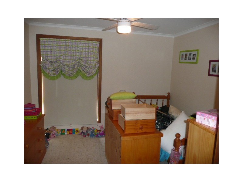 3 Beare Street, Clare SA 5453