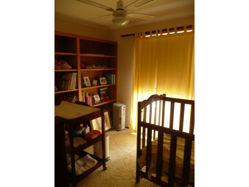 3 Beare Street, Clare SA 5453