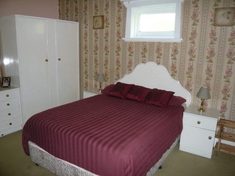 13 Jonathon Street, Clare SA 5453