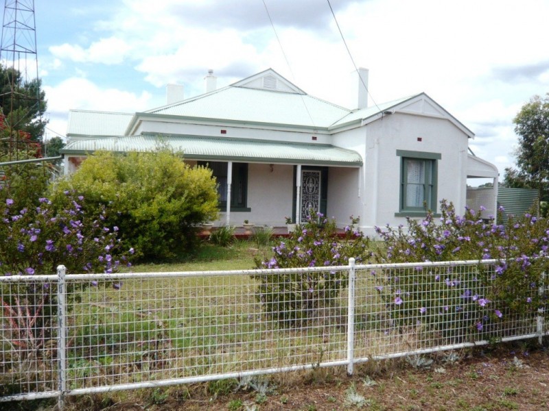 * Lot 1, Hallett SA 5419