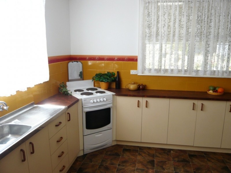* Lot 1, Hallett SA 5419