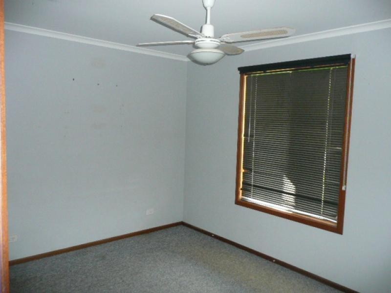 26 Blyth Road, Clare SA 5453