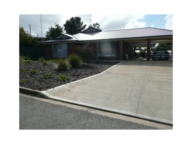 21a Kelly Street, Clare SA 5453