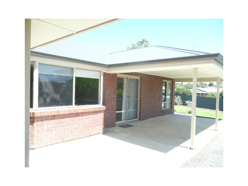 21a Kelly Street, Clare SA 5453
