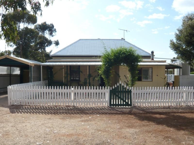 7 Mais Street, Farrell Flat SA 5416