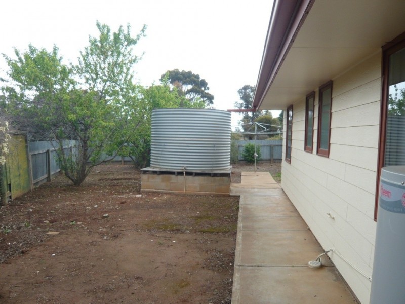 6 Daly Street, Jamestown SA 5491