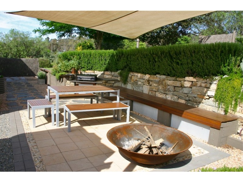 1 Bright Street, Clare SA 5453