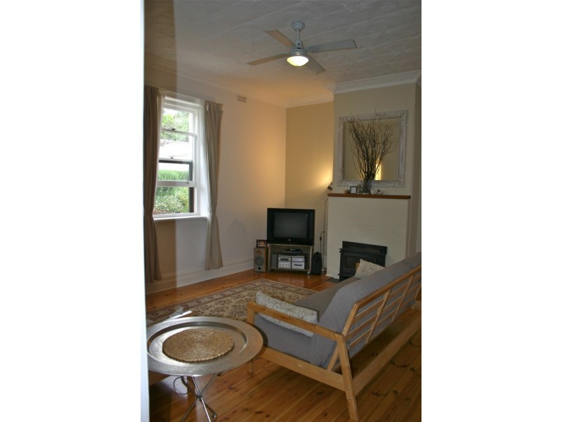 1 Bright Street, Clare SA 5453