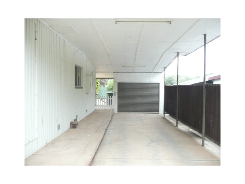 40 New Road, Clare SA 5453