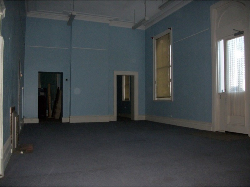 19 Commercial Road, Burra SA 5417