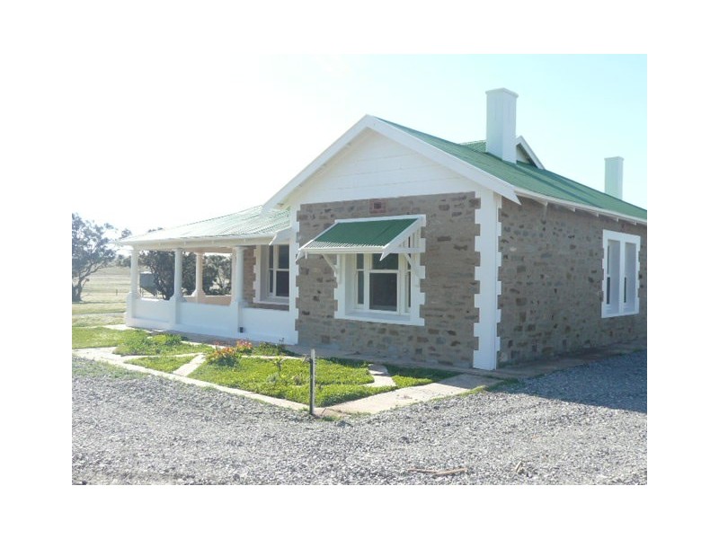 - Eastern Rd, Burra SA 5417