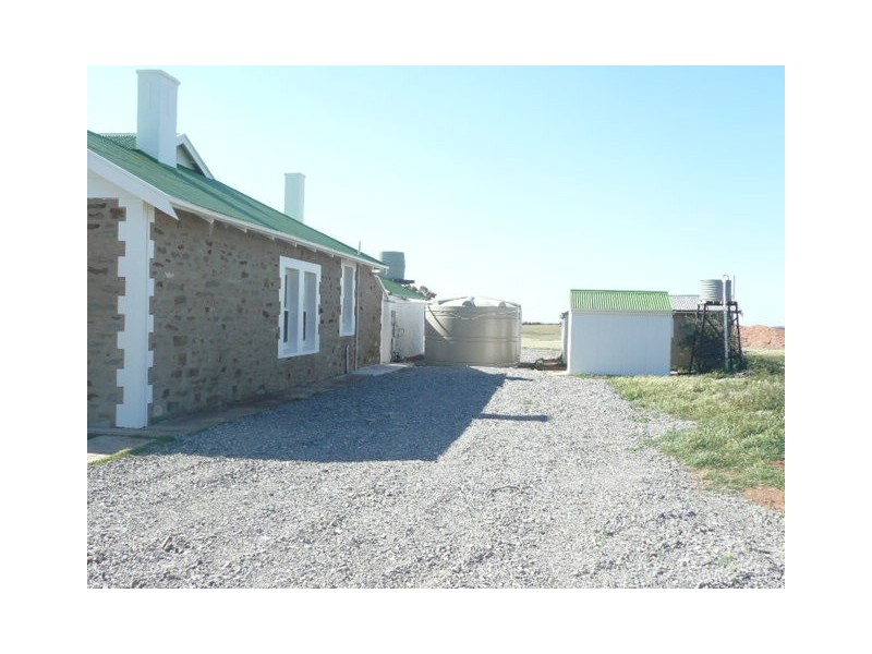 - Eastern Rd, Burra SA 5417