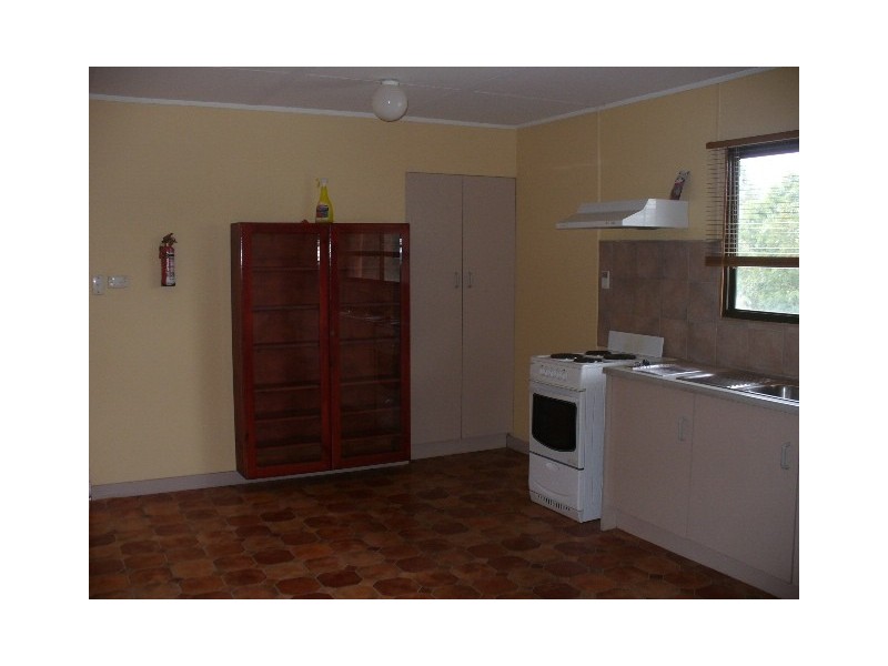 15 Beare Street, Clare SA 5453