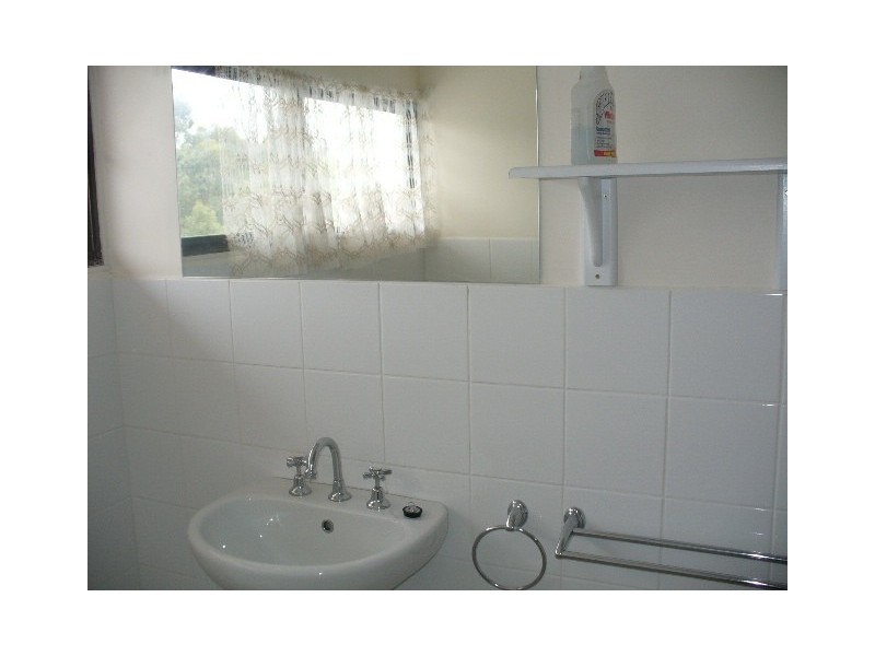 15 Beare Street, Clare SA 5453