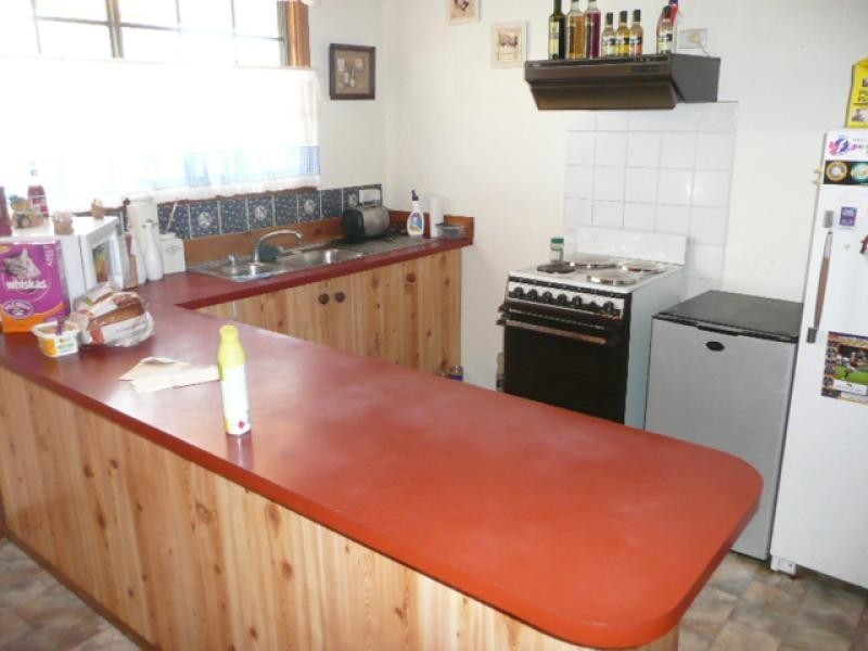 5 Essex Street, Burra SA 5417