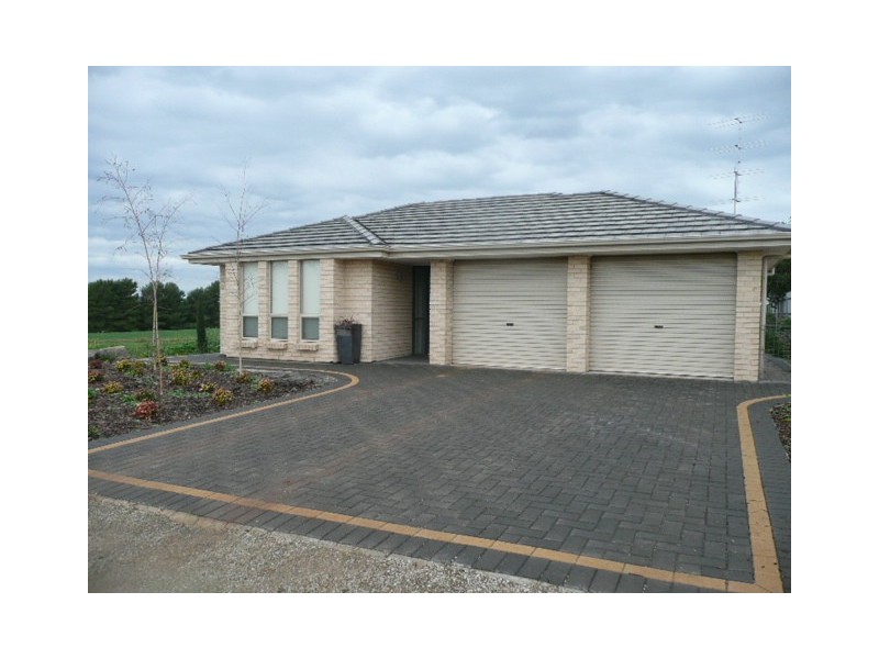 3 South Street, Auburn SA 5451