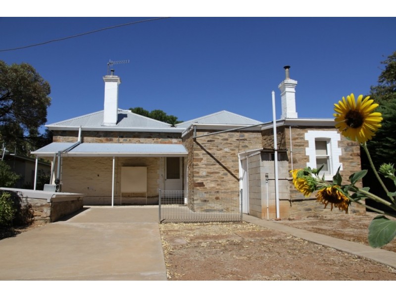 13 Chapel Street, Burra SA 5417