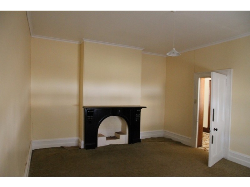 13 Chapel Street, Burra SA 5417