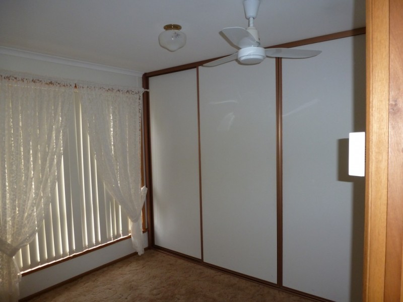 9 The Crescent, Burra SA 5417