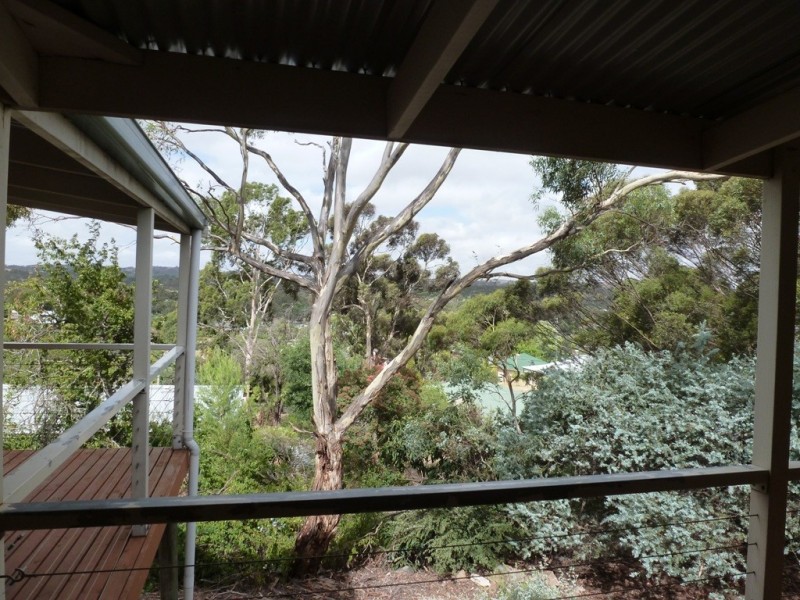 12 Michael Court, Clare SA 5453