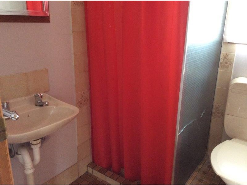 Unit 2/ 51 Victoria Road, Clare SA 5453