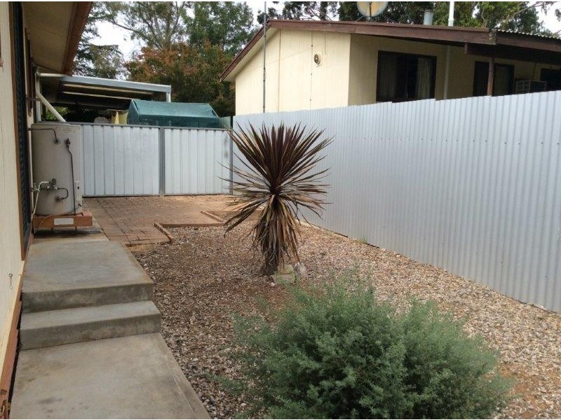 Unit 2/ 51 Victoria Road, Clare SA 5453