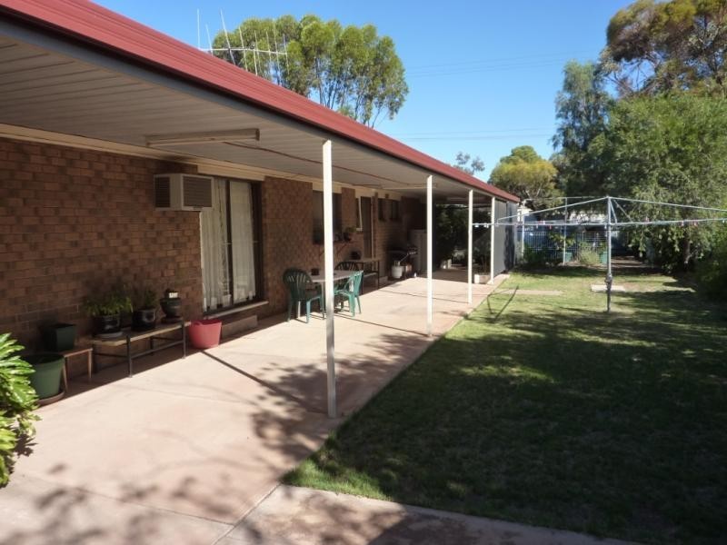 21 Cradock Road, Hawker SA 5434