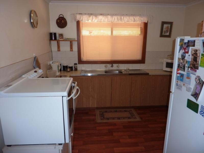 21 Cradock Road, Hawker SA 5434