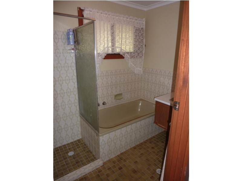 21 Cradock Road, Hawker SA 5434