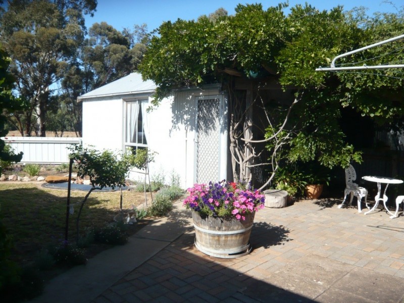 1 Sixth Street, Koolunga SA 5464