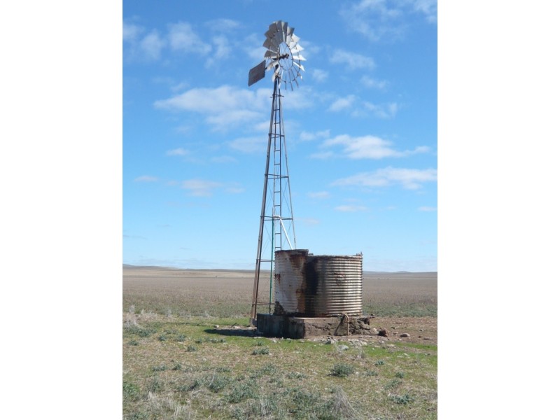 * 253.7ha Mitchells 627.02acs, Hallett SA 5419