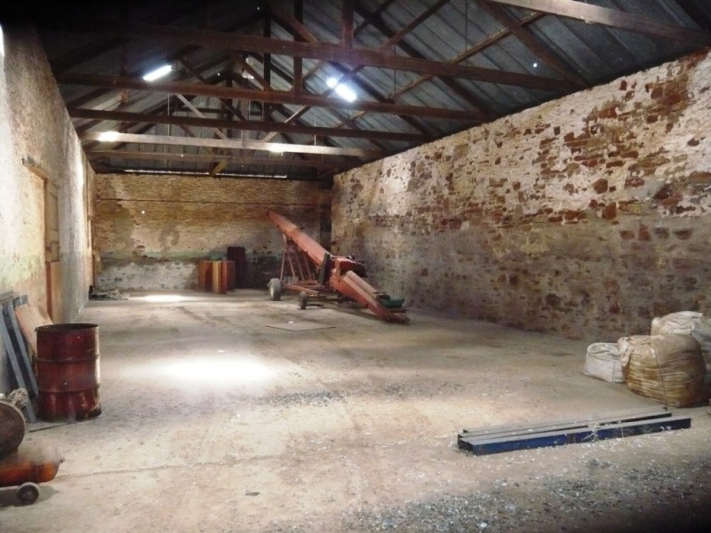 * 286.3ha The Barn 707.59acs, Hill River SA 5453