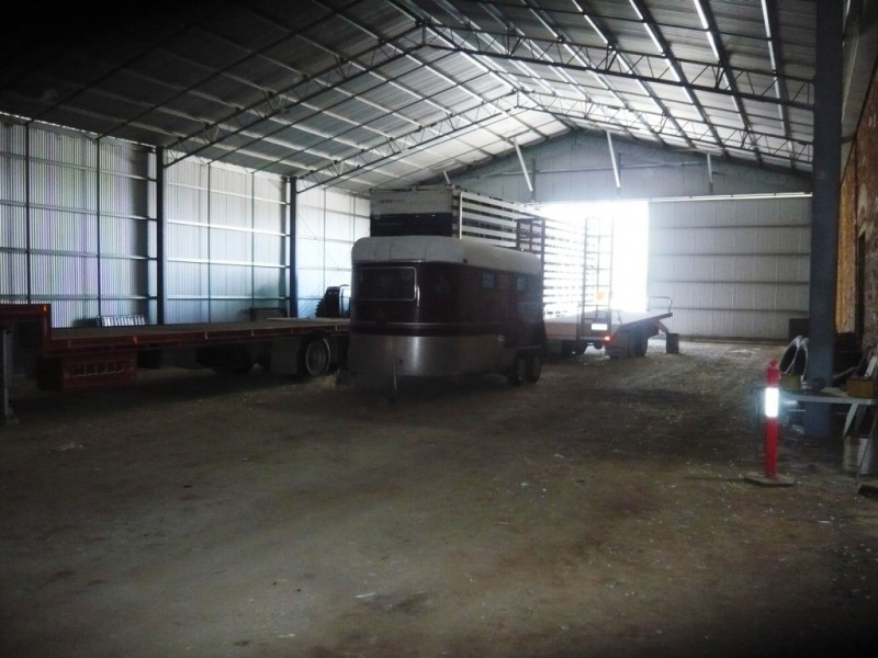 * 286.3ha The Barn 707.59acs, Hill River SA 5453