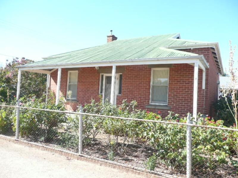 3 DOMINIC STREET, Clare SA 5453