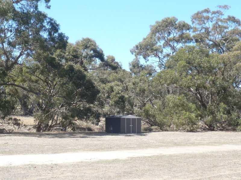 * 12.74ha Rosella Ranch 31.48acs, Clare SA 5453