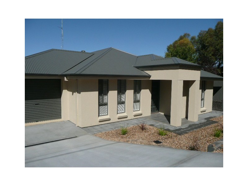 26B WEST TCE, Clare SA 5453