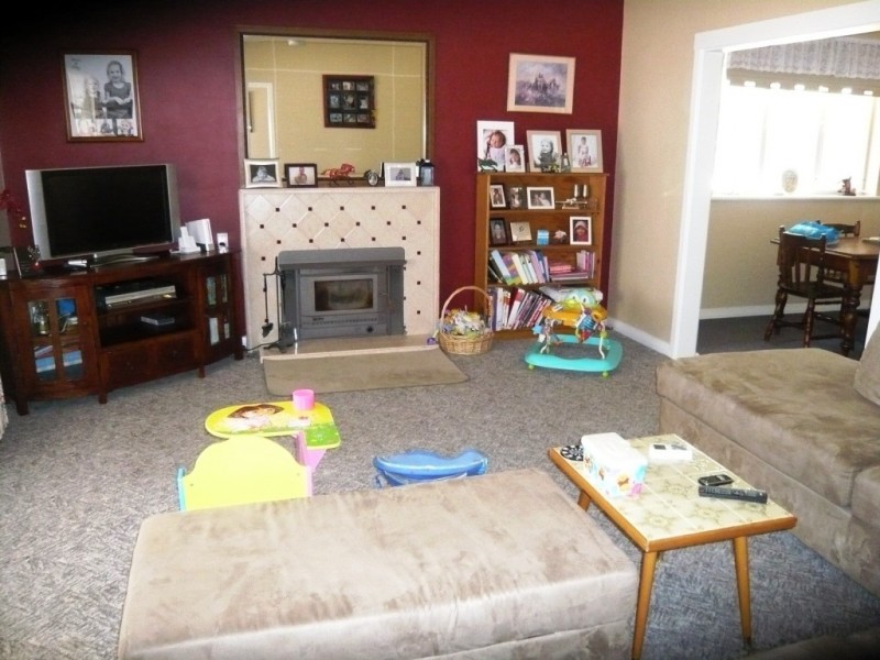 * 10.11ha “Stylish Farmlet” 25acs, Nantawarra SA 5550