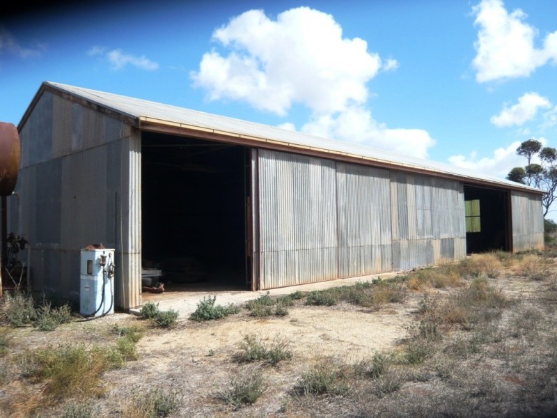 * 10.11ha “Stylish Farmlet” 25acs, Nantawarra SA 5550