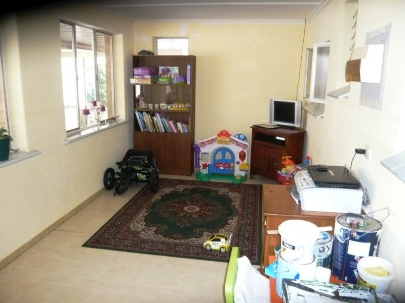 * 10.11ha “Stylish Farmlet” 25acs, Nantawarra SA 5550