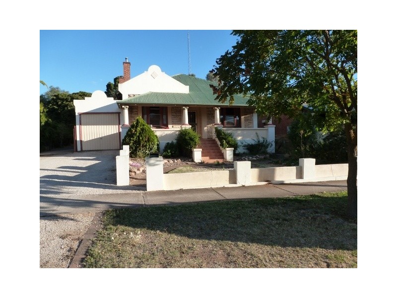 44 Victoria Road, Clare SA 5453