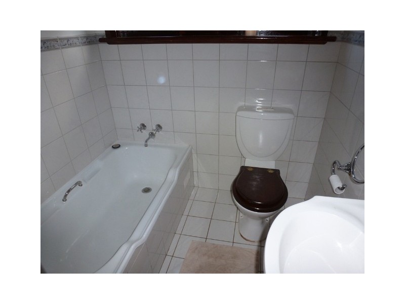 44 Victoria Road, Clare SA 5453