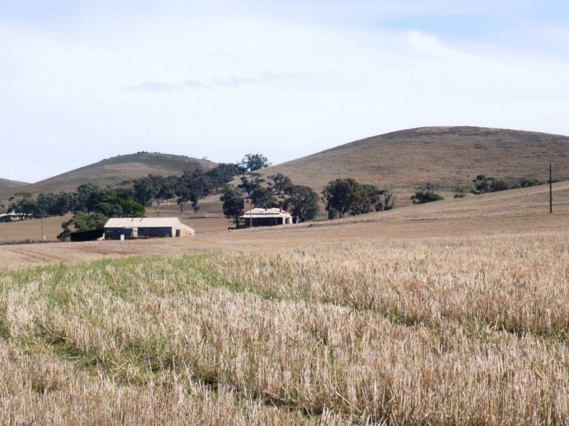 * 388.48ha Kercolo 960.12acs, Hallett SA 5419